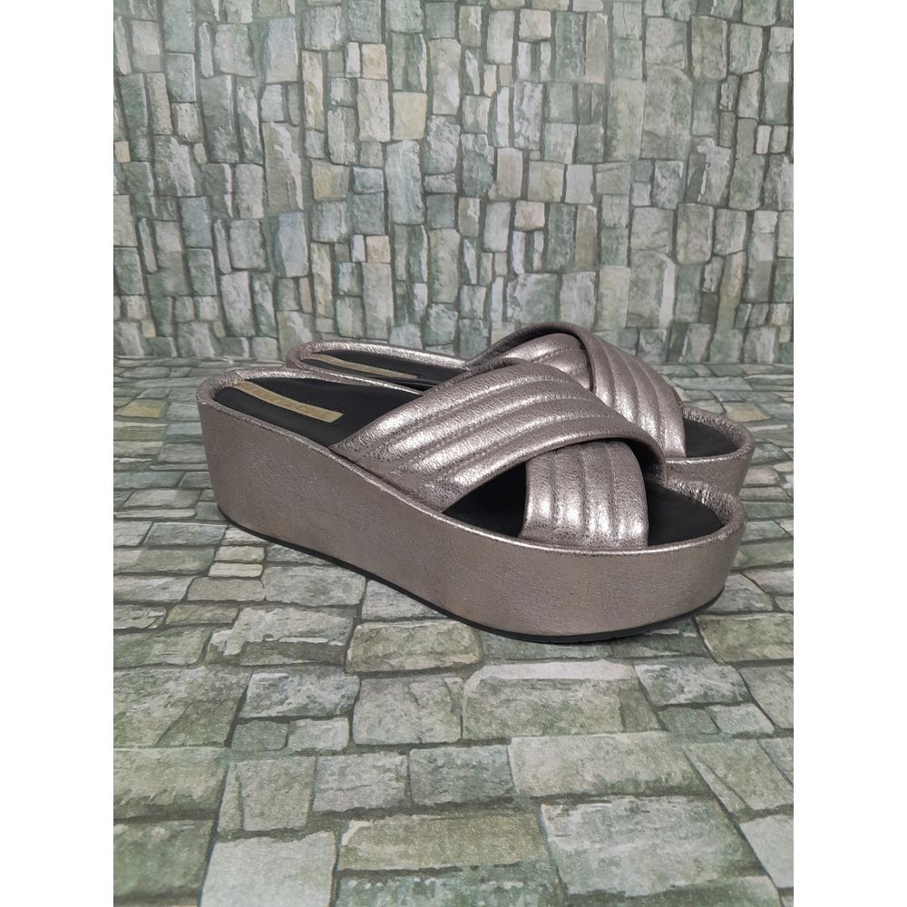 Kenneth Cole NYv Women 7 Damariss Platform X-Band Slip On Sandal Slide Metallic‎